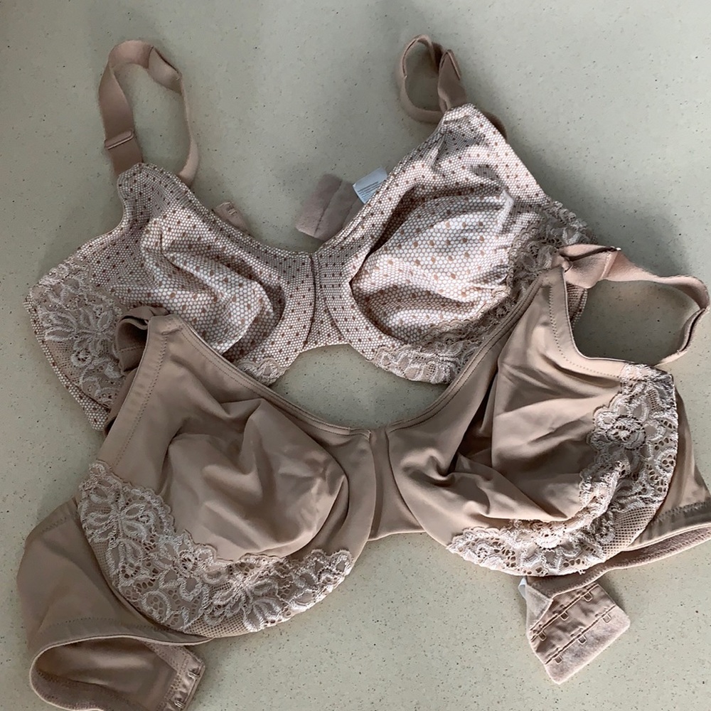lot of 2 Olga bras